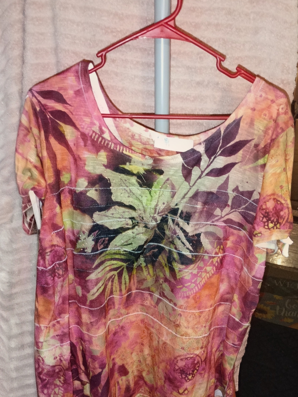 Time and Tru Pink Multi Floral Short Sleeve Top